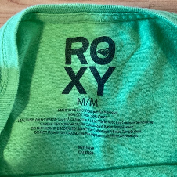 Roxy T-Shirt - Picture 6 of 6